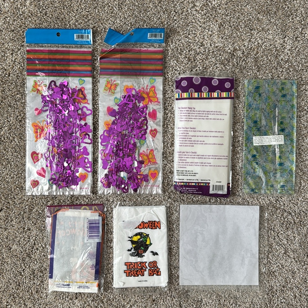 Seasonal Treat Bags (7) - Picture 2 of 10